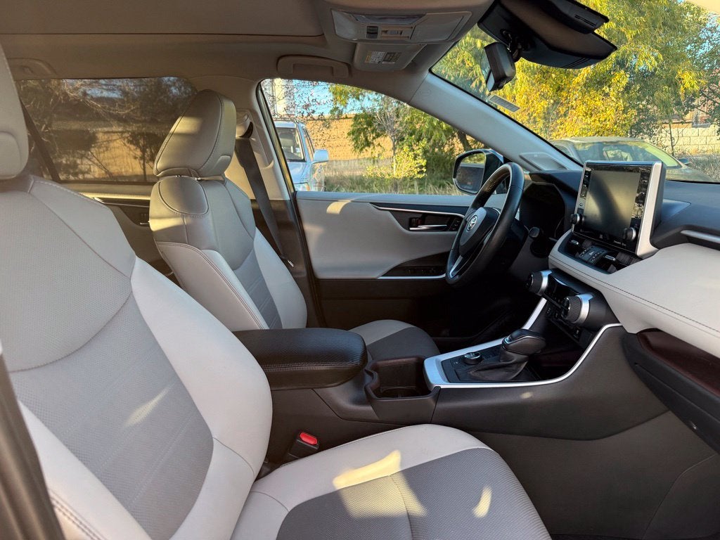2022 Toyota RAV4 Hybrid Limited