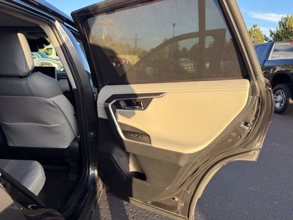2022 Toyota RAV4 Hybrid Limited