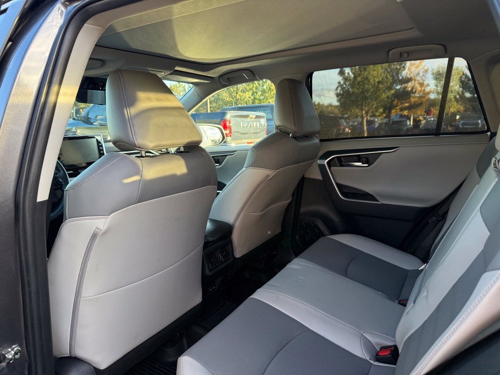 2022 Toyota RAV4 Hybrid Limited