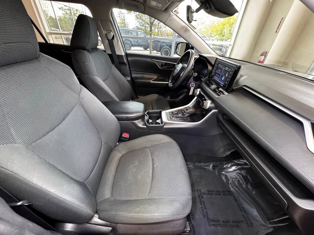 2021 Toyota RAV4 Hybrid LE
