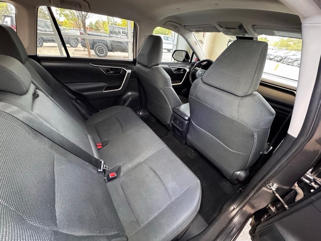 2021 Toyota RAV4 Hybrid LE