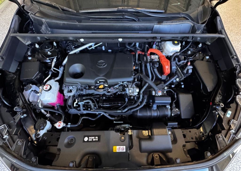 2022 Toyota RAV4 Hybrid LE