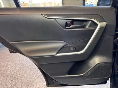 2022 Toyota RAV4 Hybrid LE