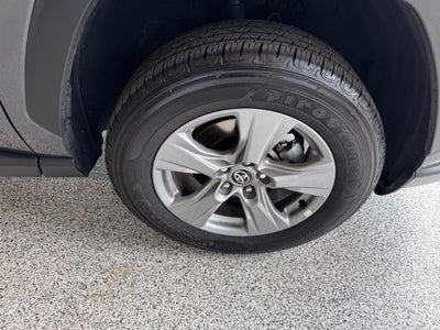 2025 Toyota RAV4 Hybrid LE