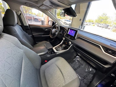 2023 Toyota RAV4 Hybrid XLE