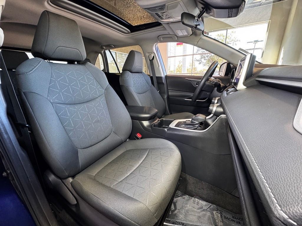 2023 Toyota RAV4 Hybrid XLE