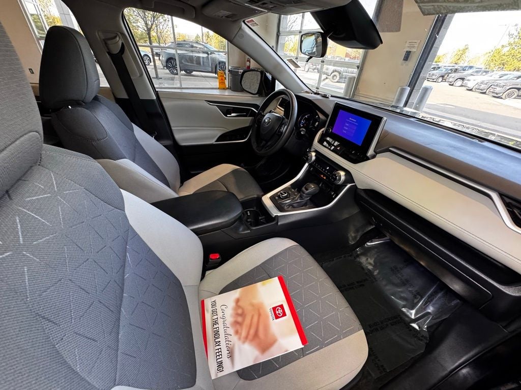 2024 Toyota RAV4 Hybrid XLE
