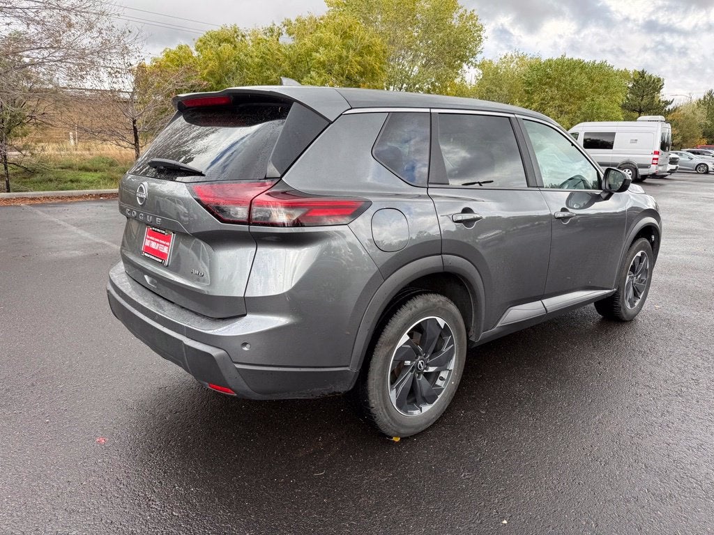 2025 Nissan Rogue SV