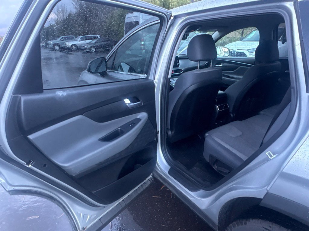 2021 Hyundai Santa Fe SE