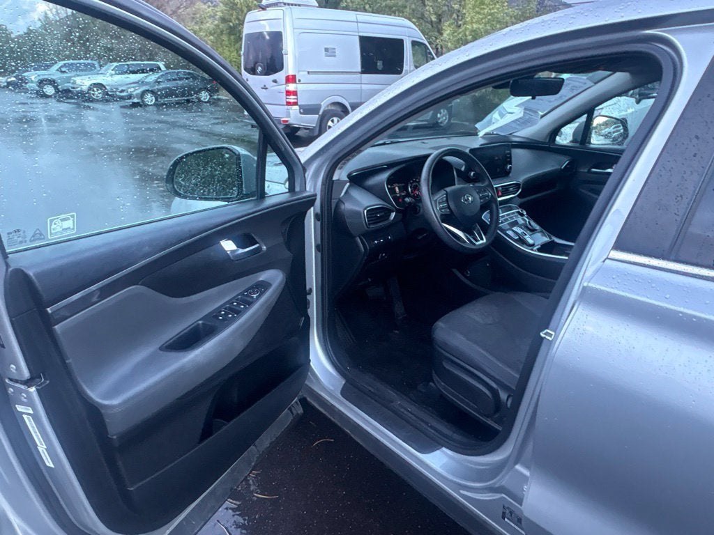 2021 Hyundai Santa Fe SE