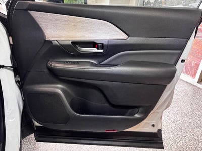 2025 Toyota Grand Highlander Limited