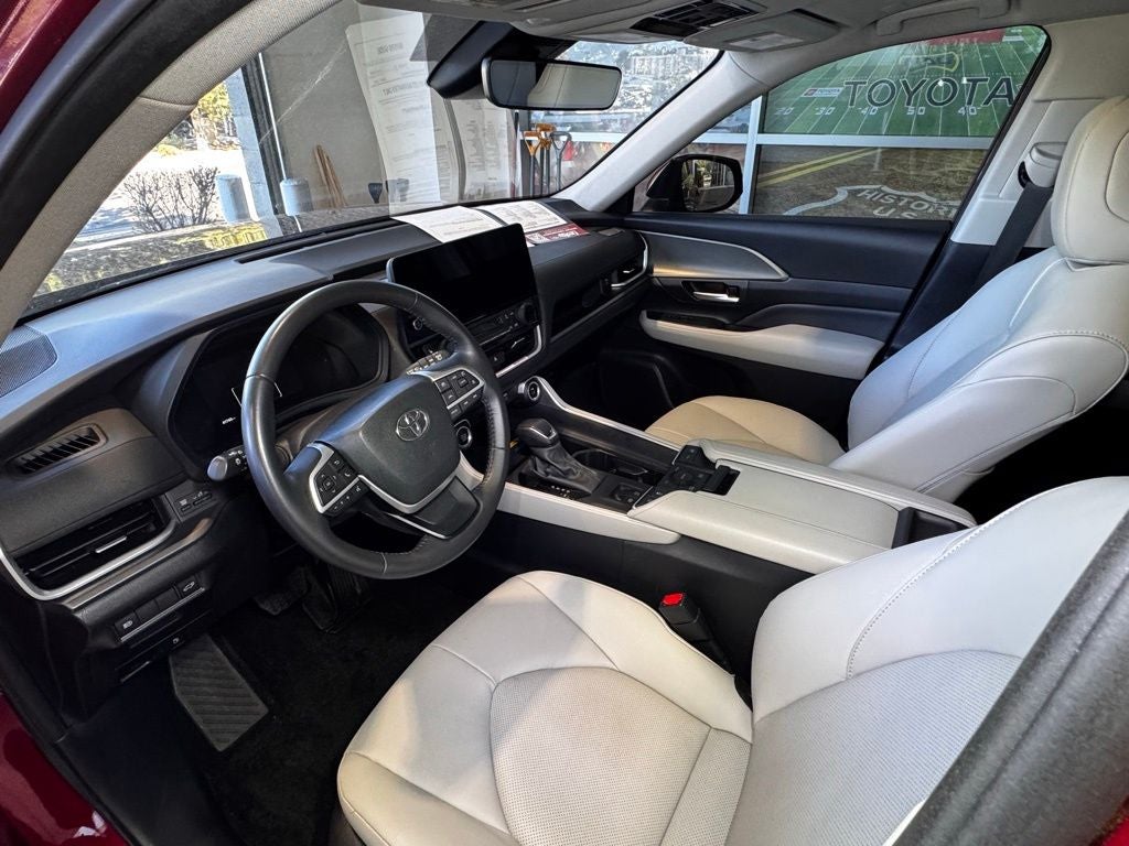 2024 Toyota Grand Highlander XLE