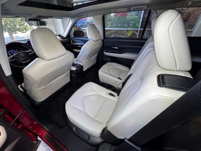 2024 Toyota Grand Highlander XLE