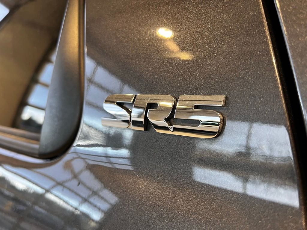 2022 Toyota Sequoia SR5 5.7L