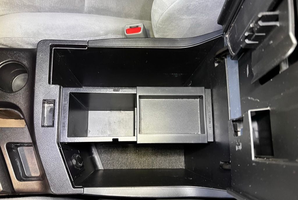 2022 Toyota Sequoia SR5 5.7L