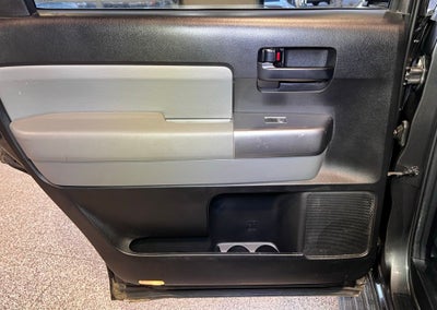 2022 Toyota Sequoia SR5 5.7L