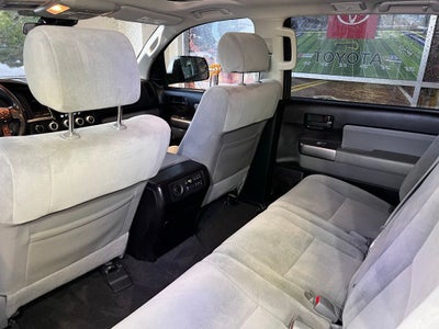 2022 Toyota Sequoia SR5 5.7L