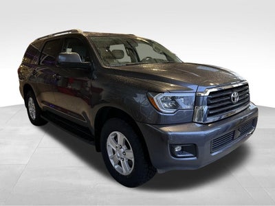 2022 Toyota Sequoia SR5 5.7L
