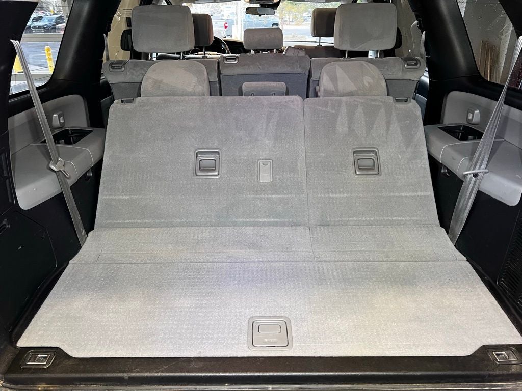 2022 Toyota Sequoia SR5 5.7L