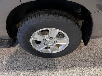 2022 Toyota Sequoia SR5 5.7L