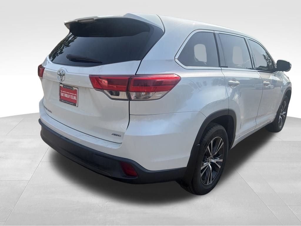 2017 Toyota Highlander LE