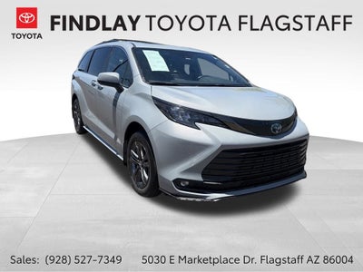 2024 Toyota Sienna Woodland Edition
