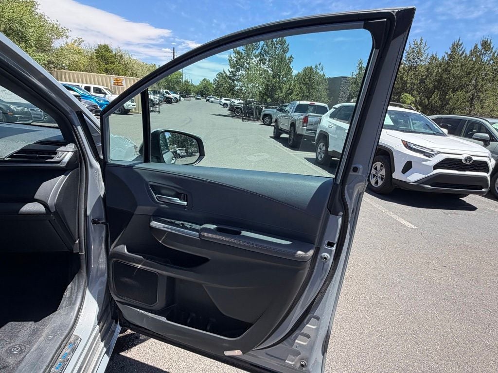 2024 Toyota Sienna Woodland Edition