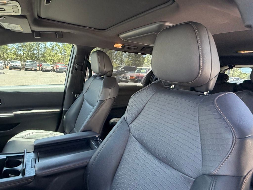 2024 Toyota Sienna Woodland Edition