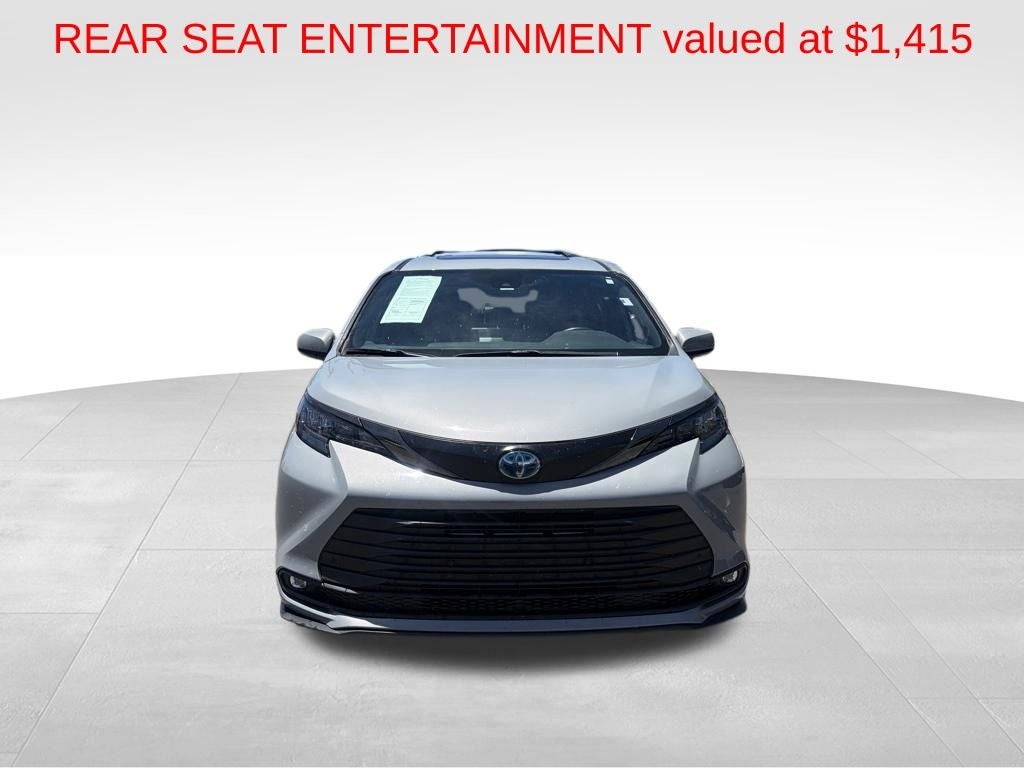 2024 Toyota Sienna Woodland Edition