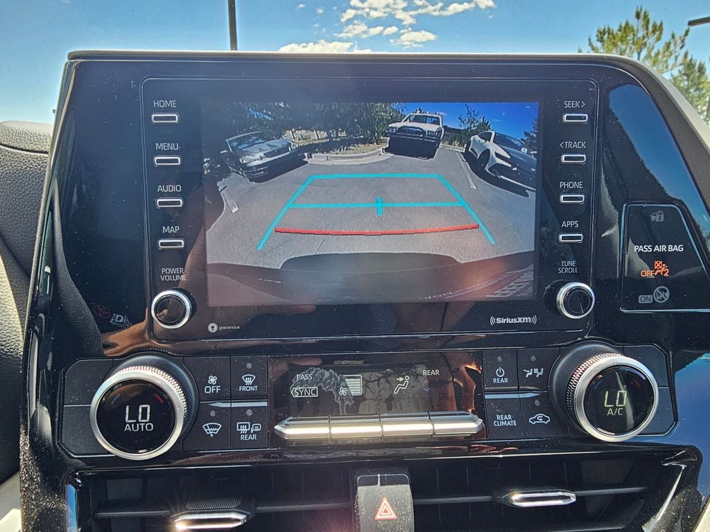 2021 Toyota Highlander L