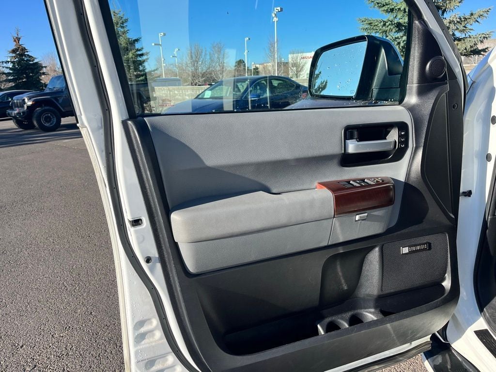 2017 Toyota Sequoia Platinum