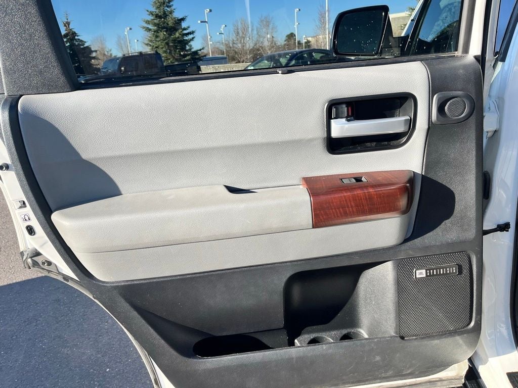 2017 Toyota Sequoia Platinum