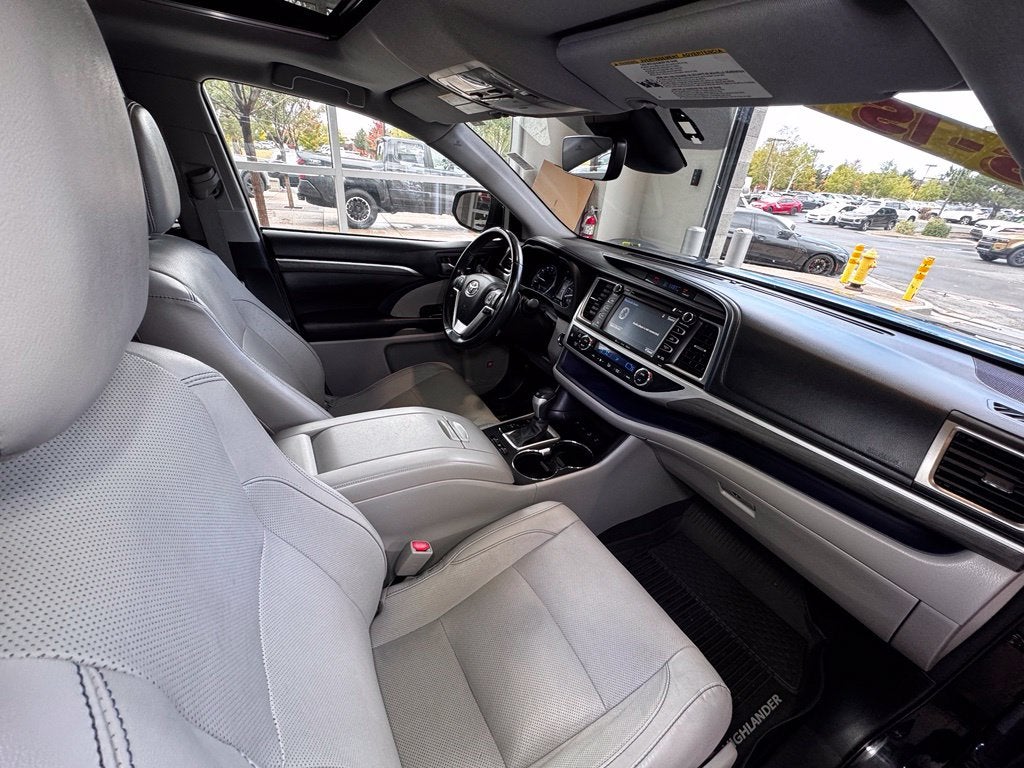 2017 Toyota Highlander Limited