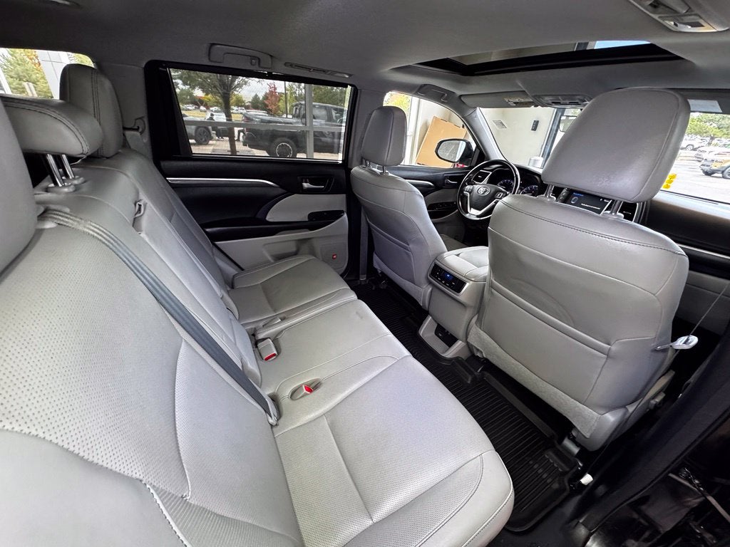 2017 Toyota Highlander Limited
