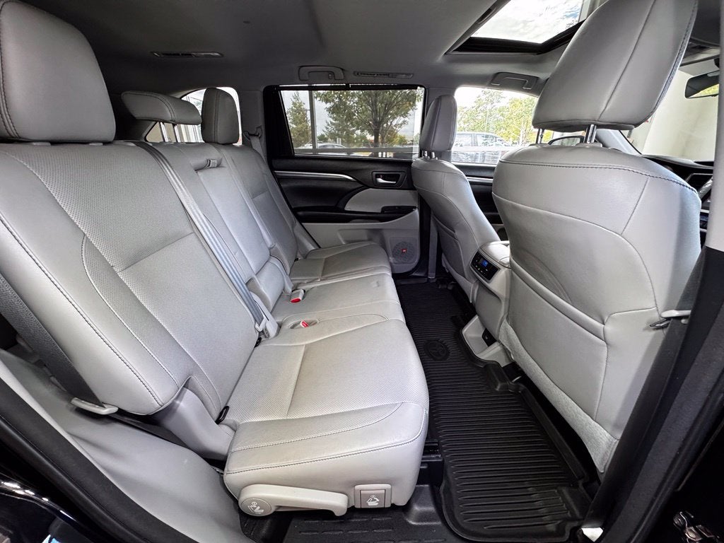 2017 Toyota Highlander Limited