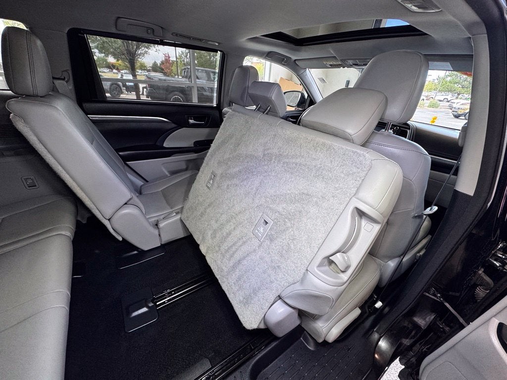 2017 Toyota Highlander Limited