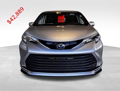2022 Toyota Sienna Platinum 7 Passenger