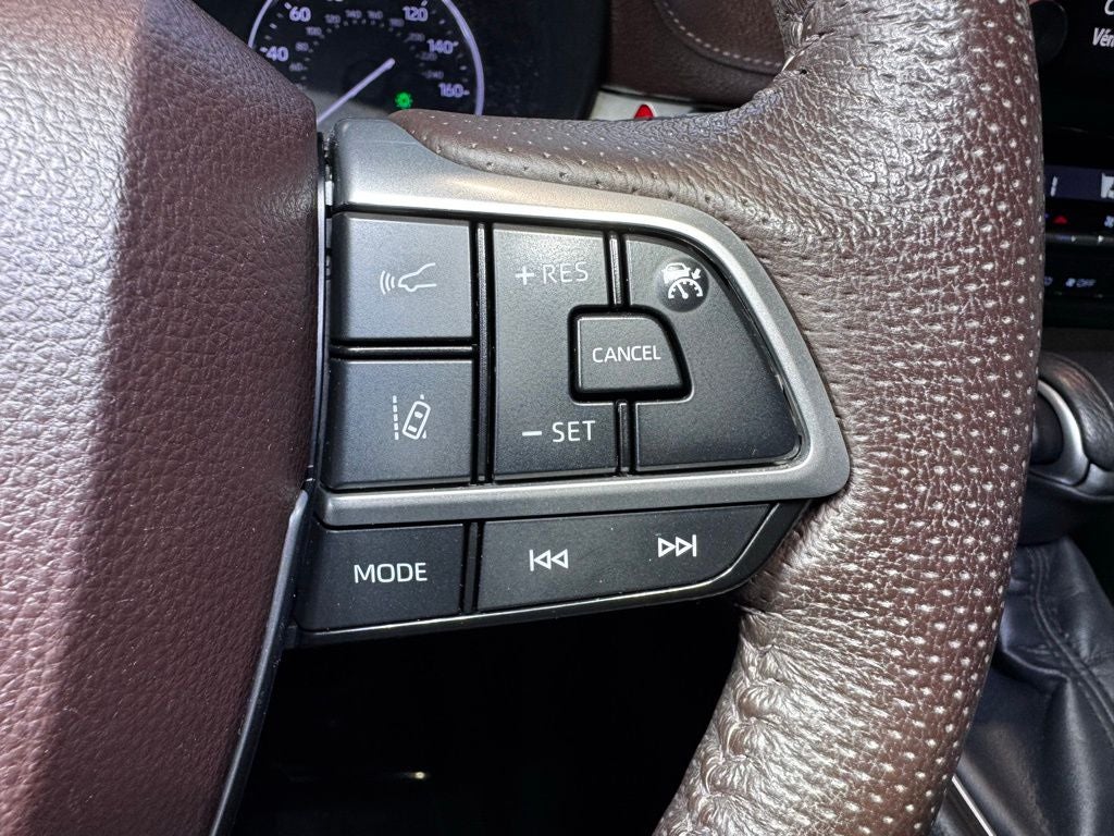 2022 Toyota Sienna Platinum 7 Passenger