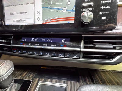 2022 Toyota Sienna Platinum 7 Passenger