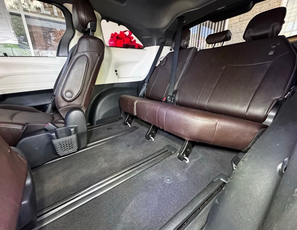 2022 Toyota Sienna Platinum 7 Passenger