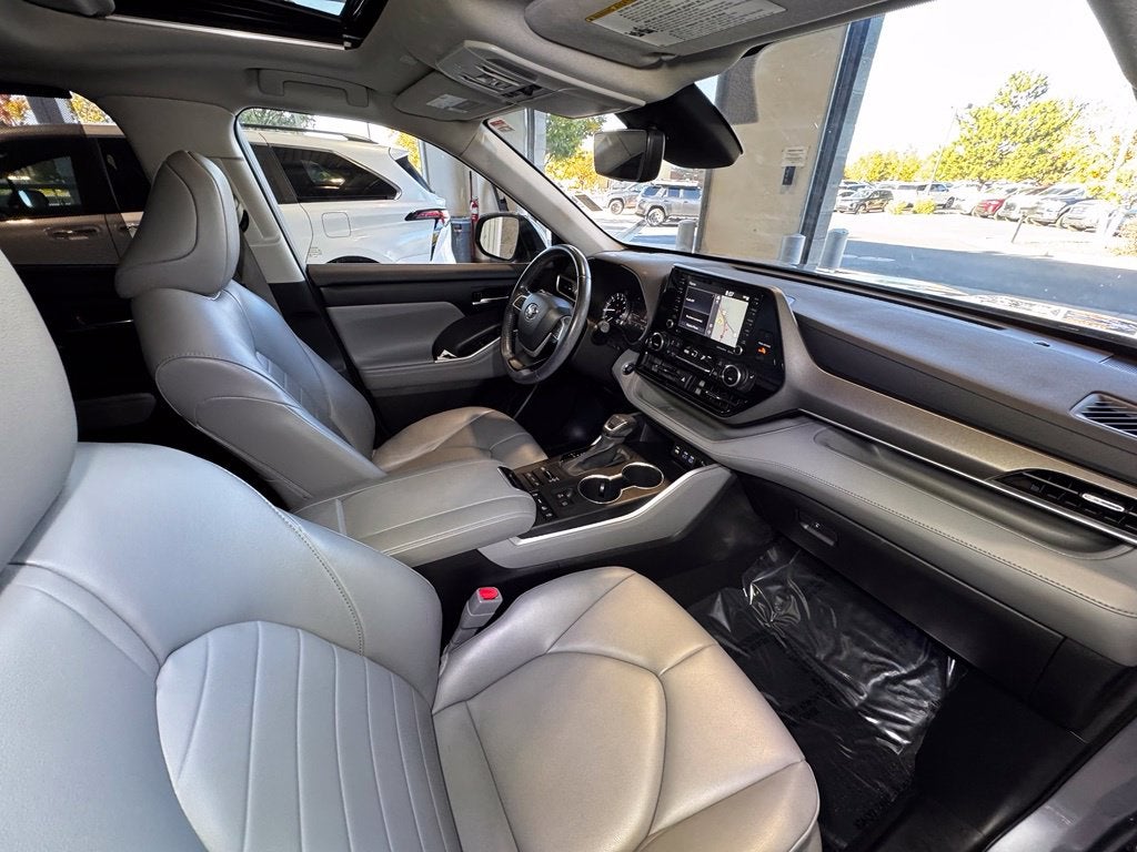 2022 Toyota Highlander XLE