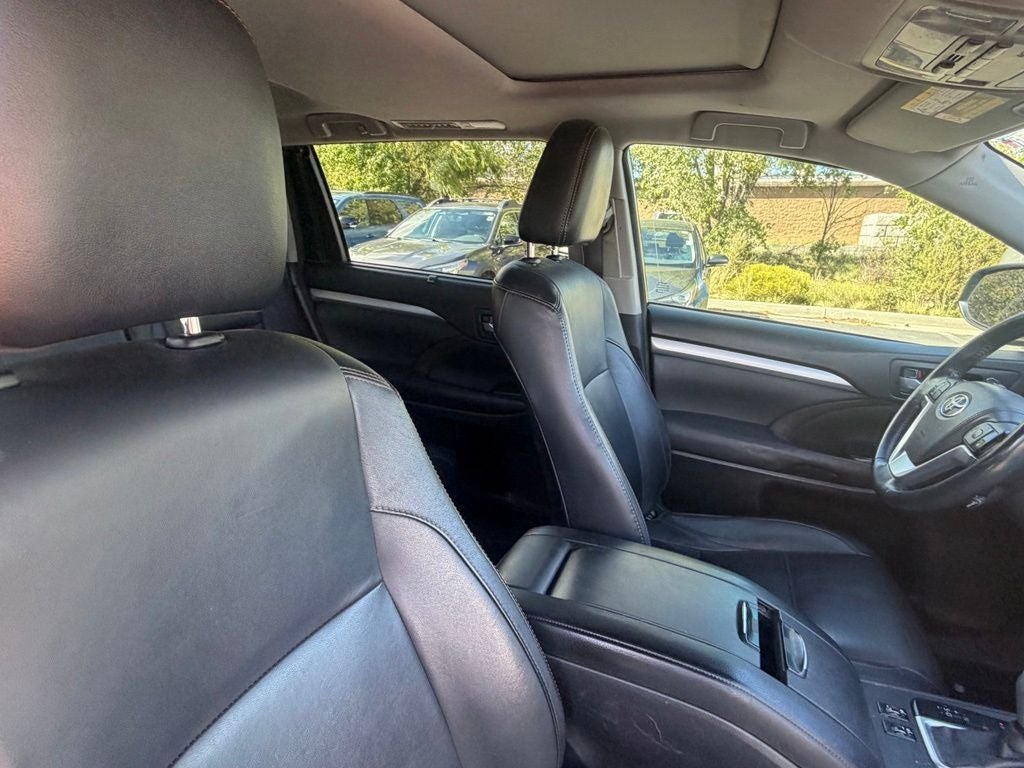 2016 Toyota Highlander XLE V6