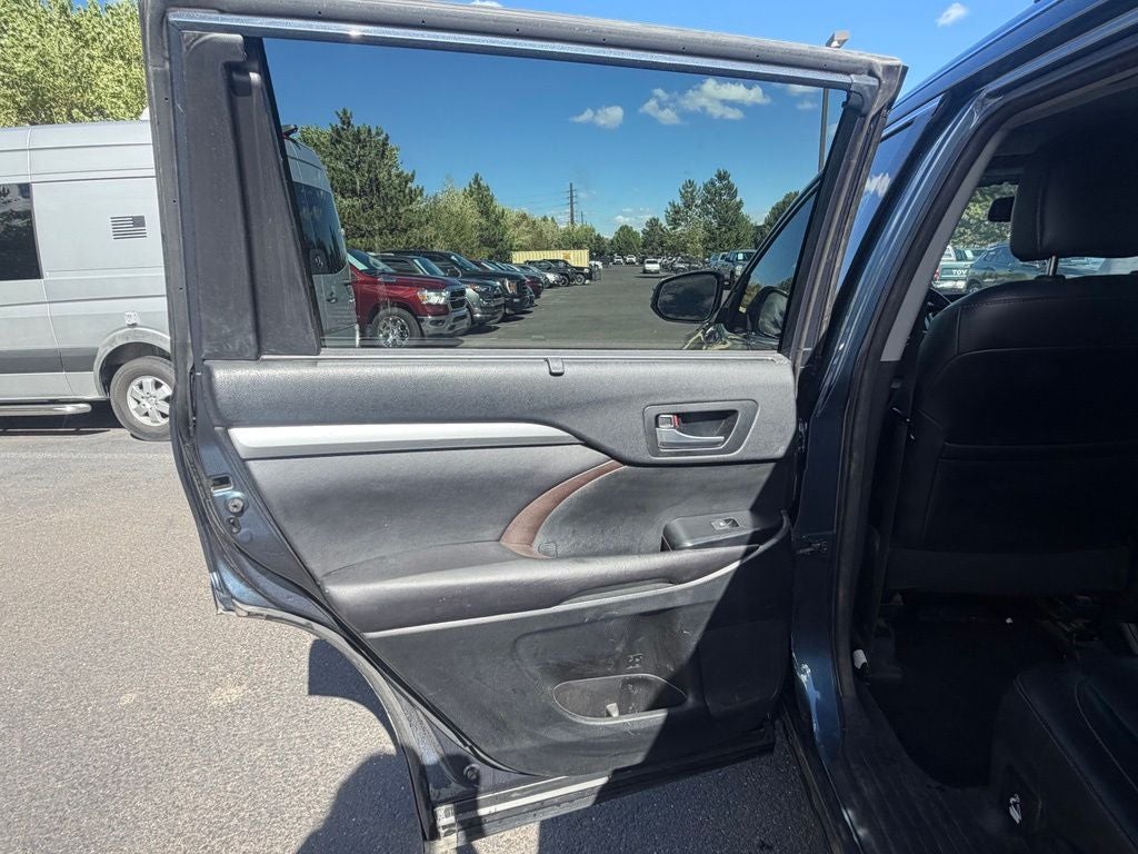 2016 Toyota Highlander XLE V6
