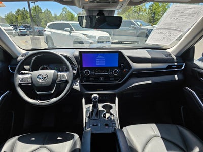2024 Toyota Highlander Hybrid XLE