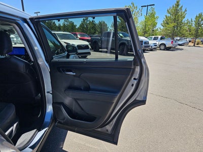 2024 Toyota Highlander Hybrid XLE