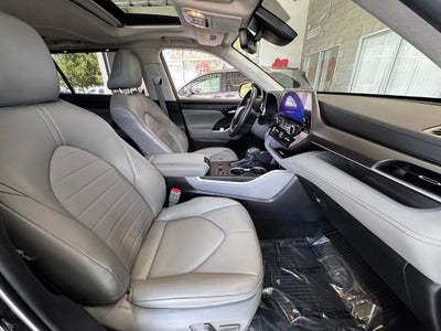 2023 Toyota Highlander Hybrid XLE