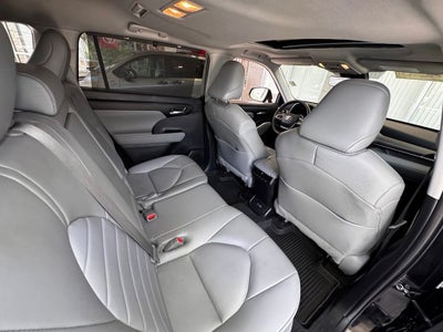 2023 Toyota Highlander Hybrid XLE