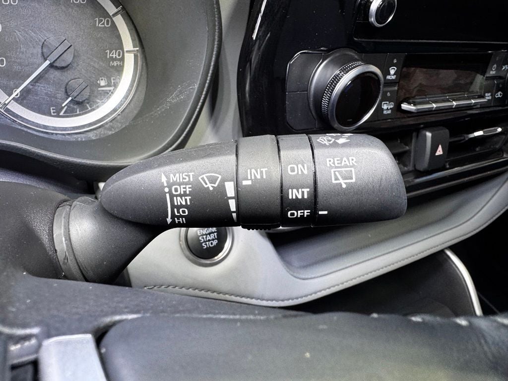 2025 Toyota Highlander LE