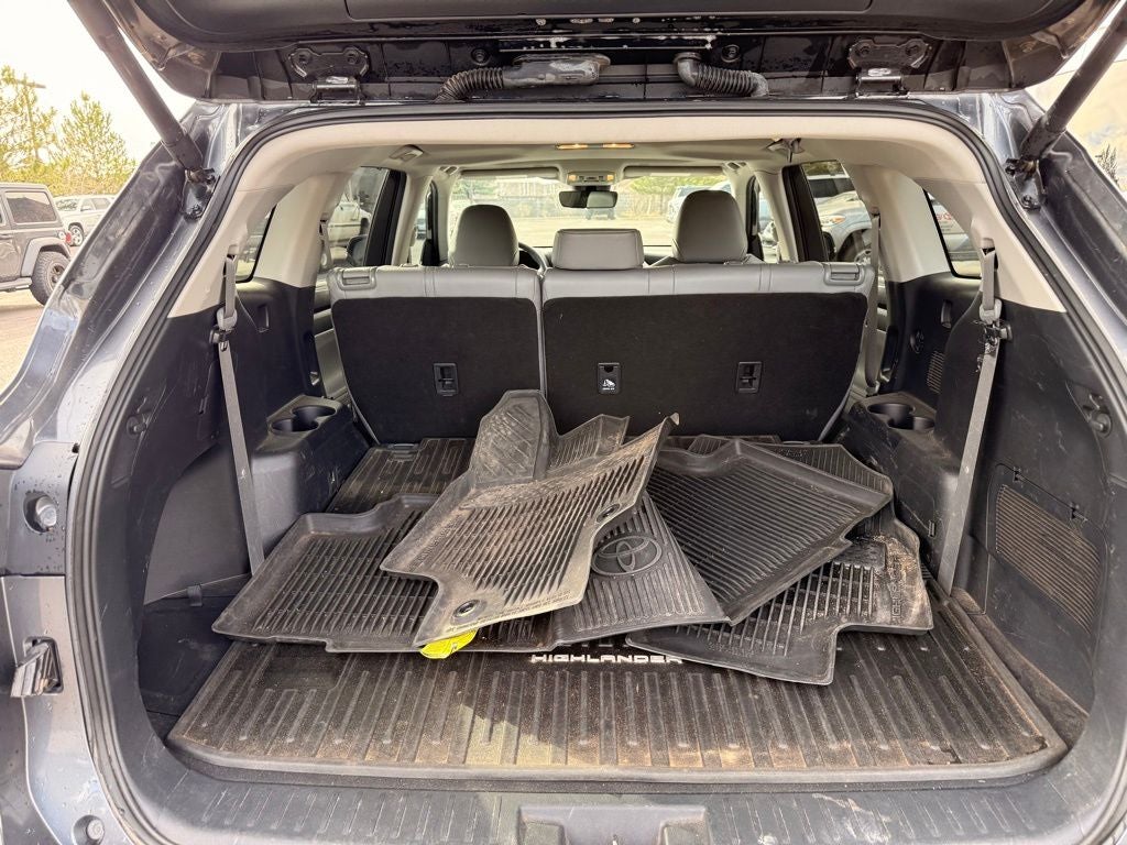 2024 Toyota Highlander XLE