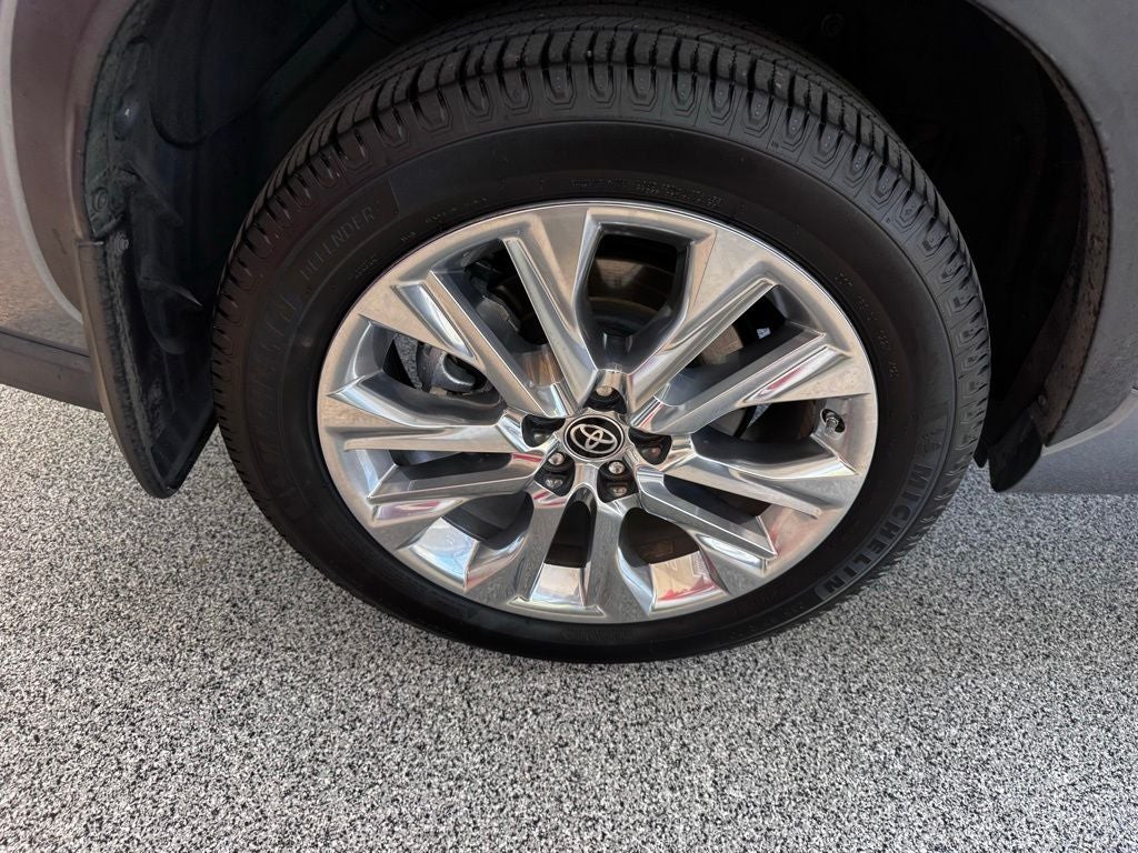 2021 Toyota Highlander Hybrid Limited